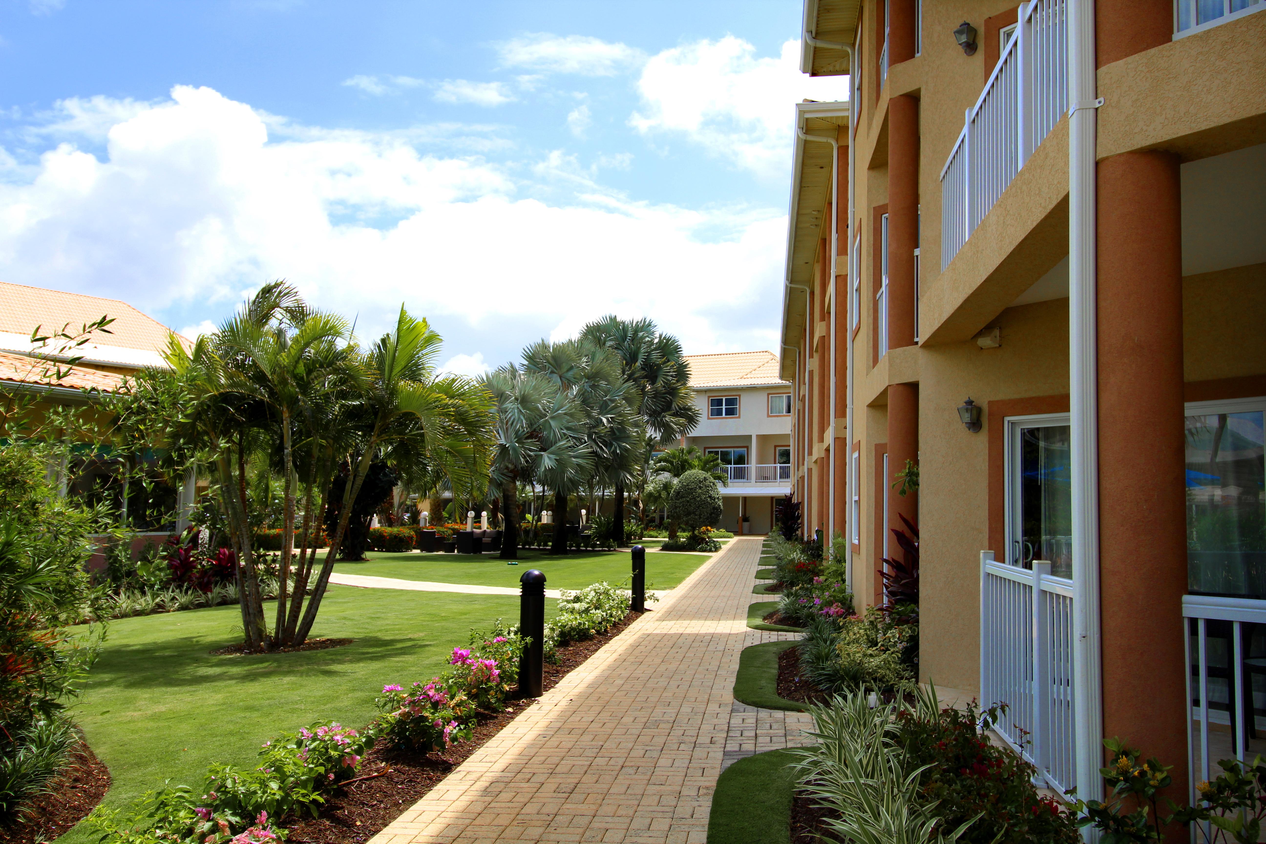 The Grand Caymanian Resort George Town Exterior foto