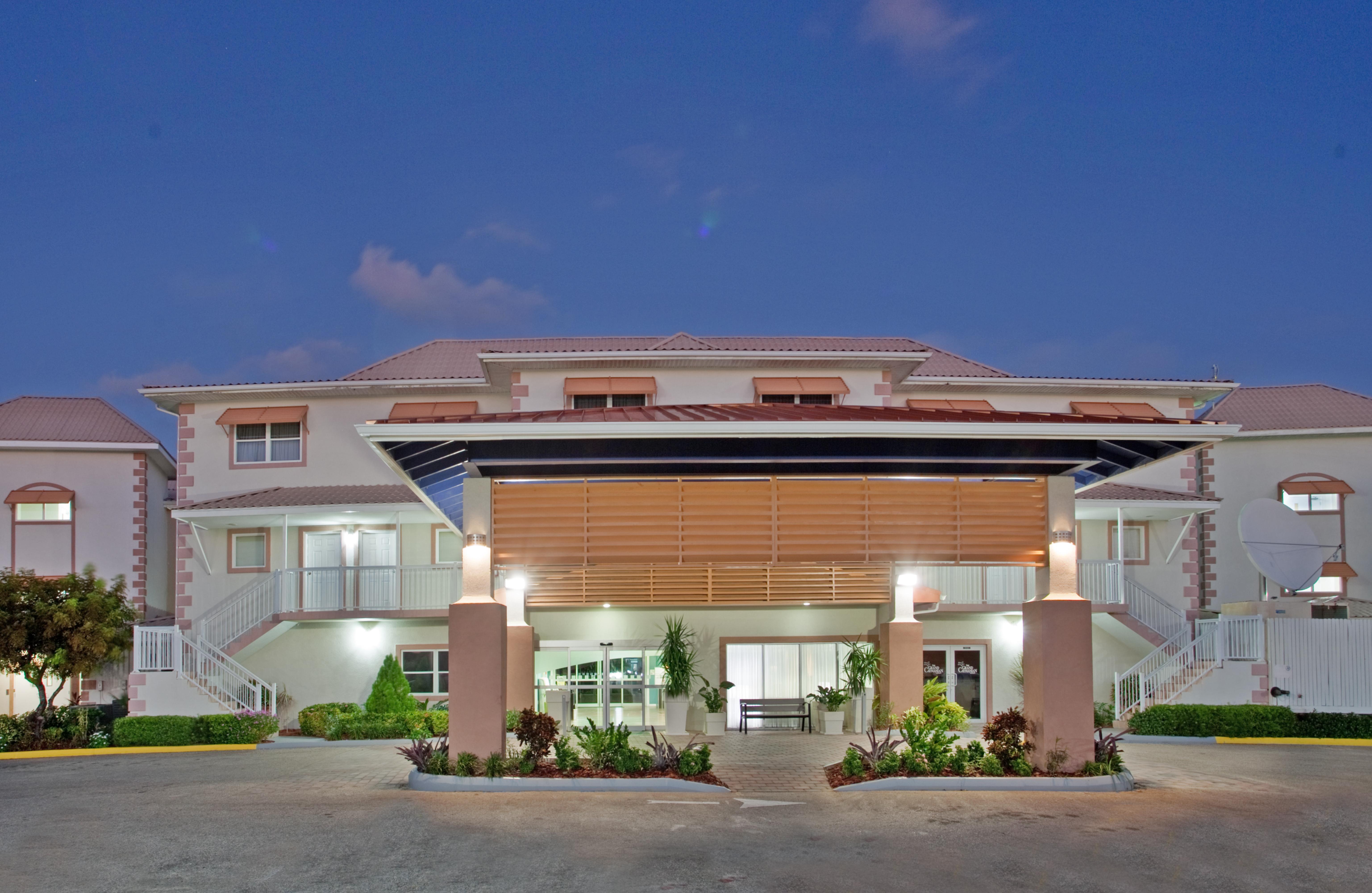 The Grand Caymanian Resort George Town Exterior foto
