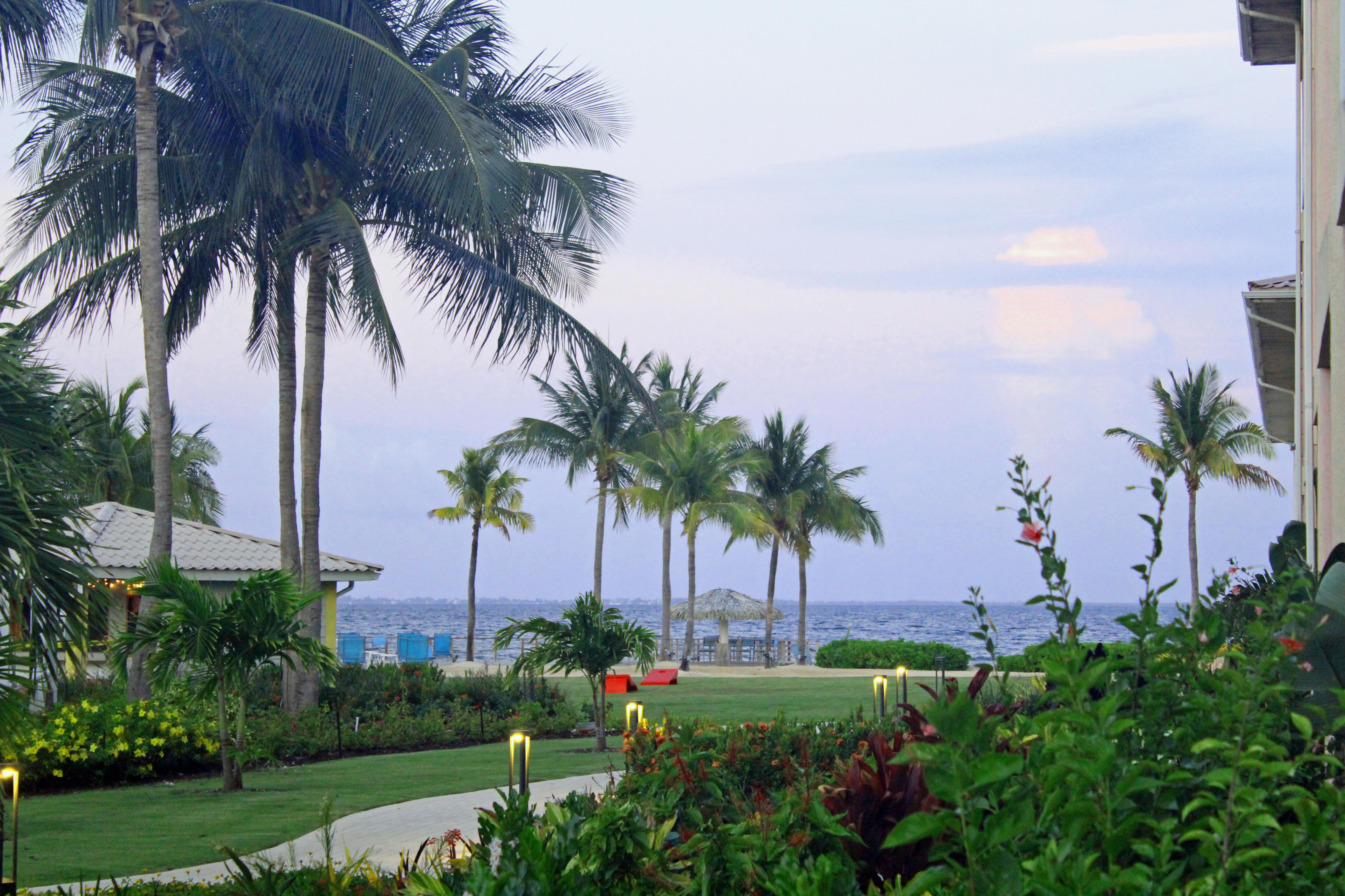 The Grand Caymanian Resort George Town Exterior foto