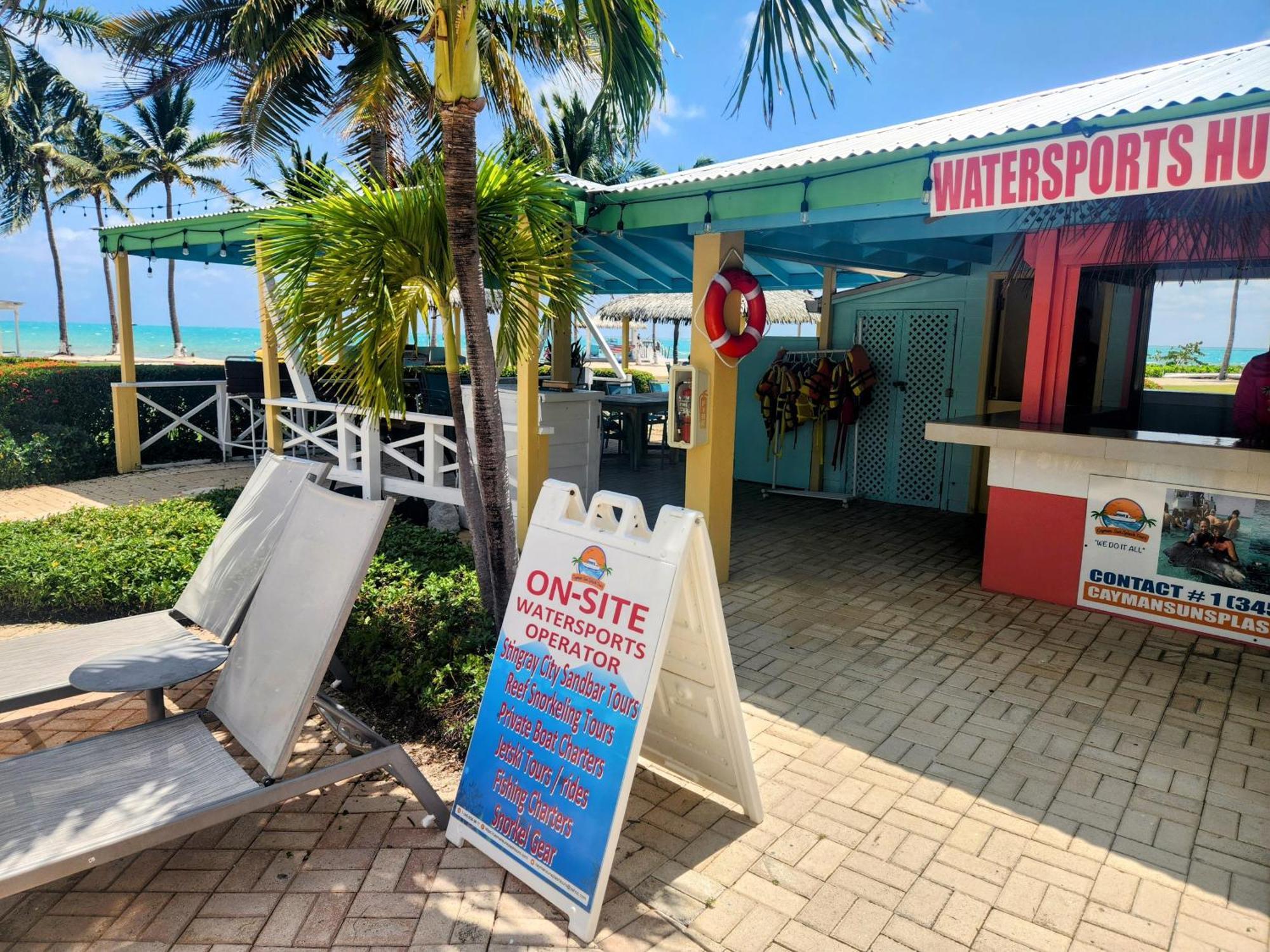 The Grand Caymanian Resort George Town Exterior foto